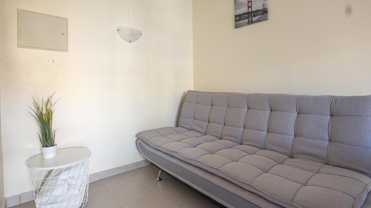 Apart Praia Da Rocha - Ac - Wifi - By Bedzy Portimao Ngoại thất bức ảnh