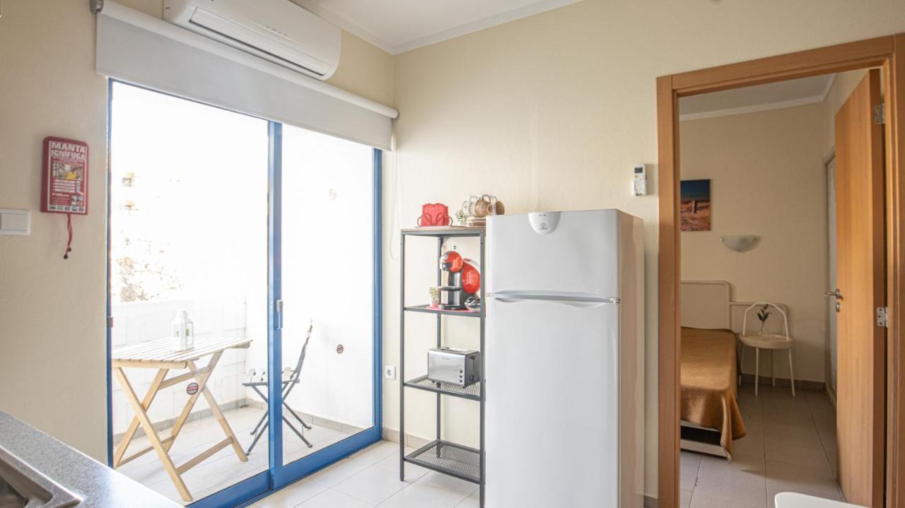 Apart Praia Da Rocha - Ac - Wifi - By Bedzy Portimao Ngoại thất bức ảnh