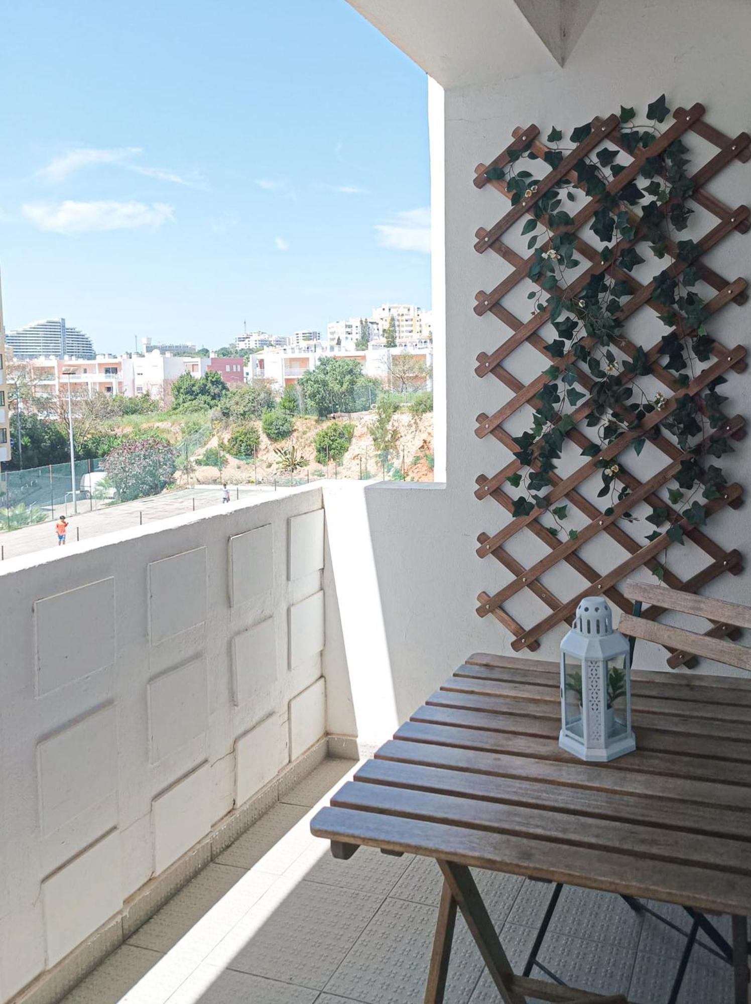 Apart Praia Da Rocha - Ac - Wifi - By Bedzy Portimao Ngoại thất bức ảnh