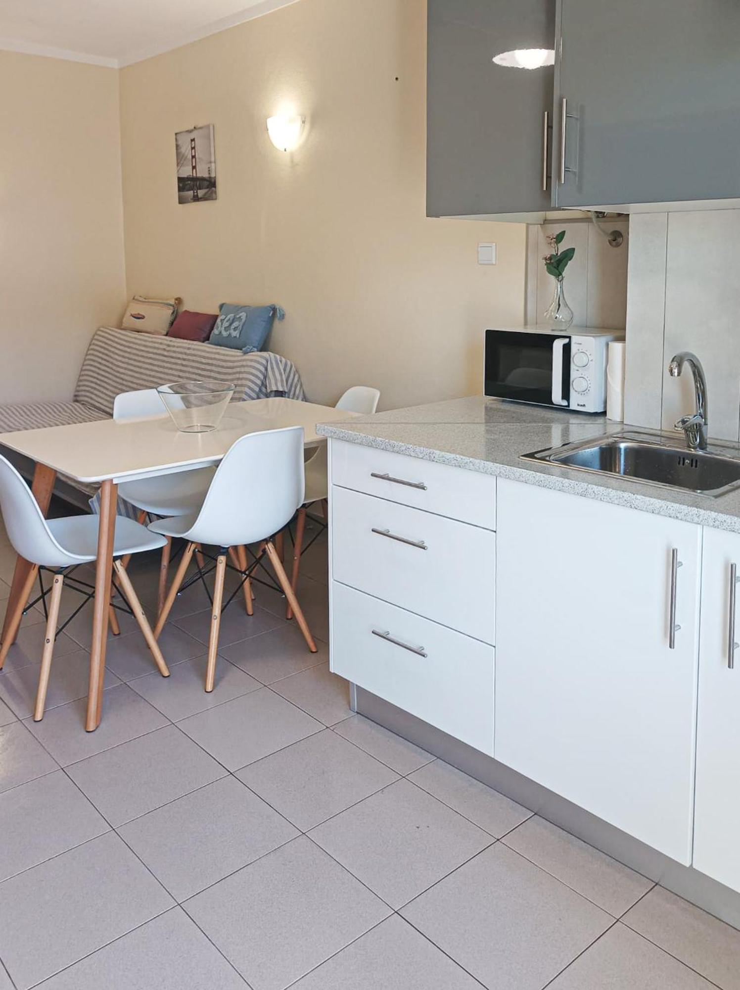 Apart Praia Da Rocha - Ac - Wifi - By Bedzy Portimao Ngoại thất bức ảnh